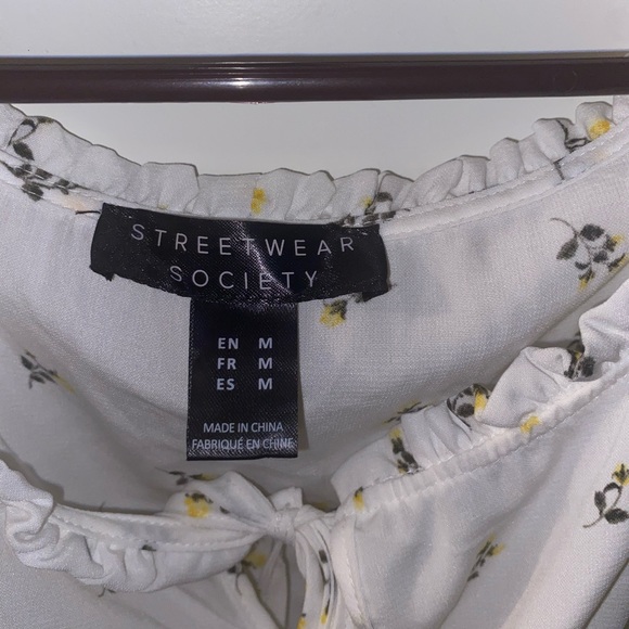 Charlotte Russe shirt - Picture 2 of 4